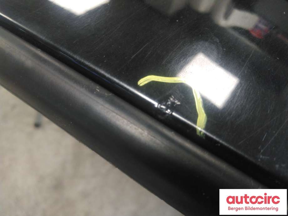 Dør venstre bak til Audi A8 2003-2010 (Type II)  (AUDI|4E0 833 051 C|)