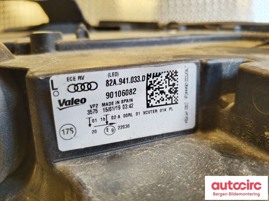 Frontlykt venstre halogen til Audi A1 2018-->> (Type II)  (AUDI|82A 941 773|)