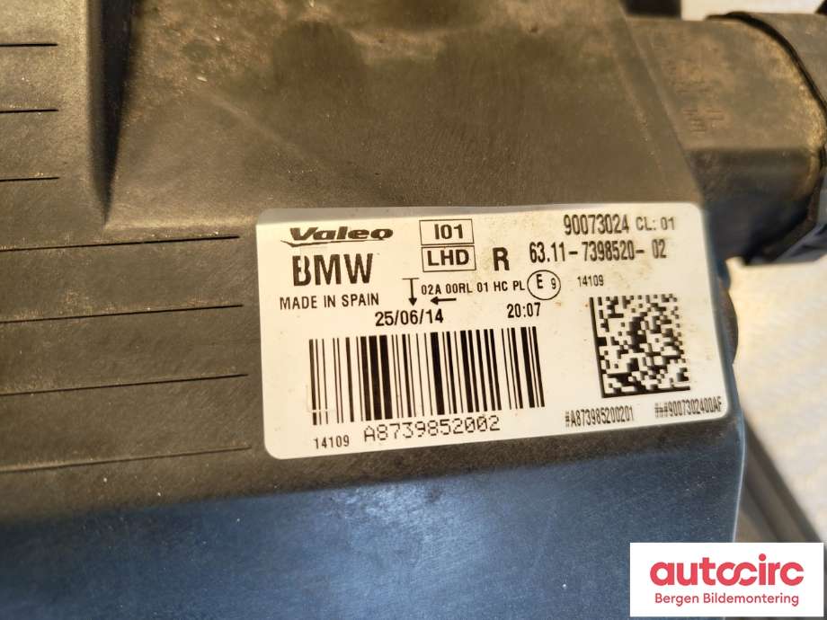 Frontlykt høyre halogen til BMW i3 2013-2022 (BMW|63 11 7 381 900|)