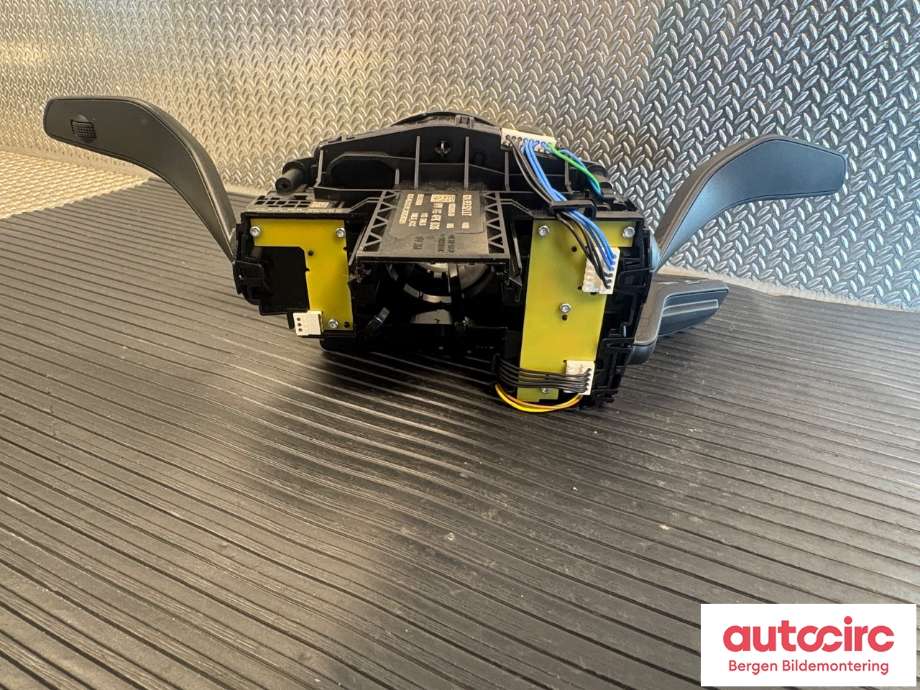 Bryter combi til Audi Q4 e-tron 2021-->>  (AUDI|82A 953 521 LT|)