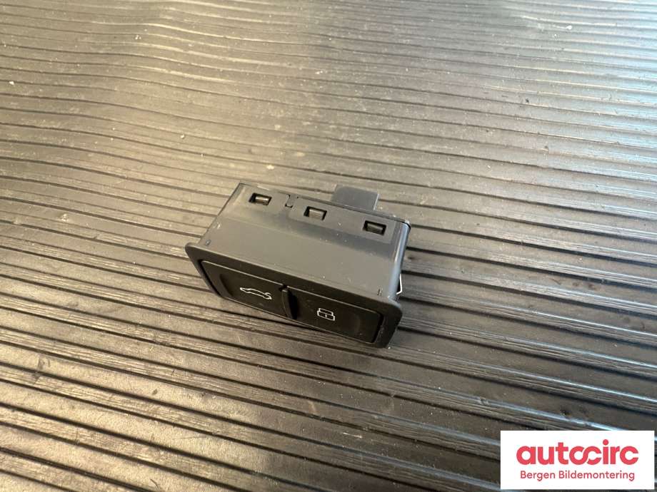 Bryter baklukeåpner til Audi Q4 e-tron 2021-->>  (AUDI|4G0 959 831 D|)