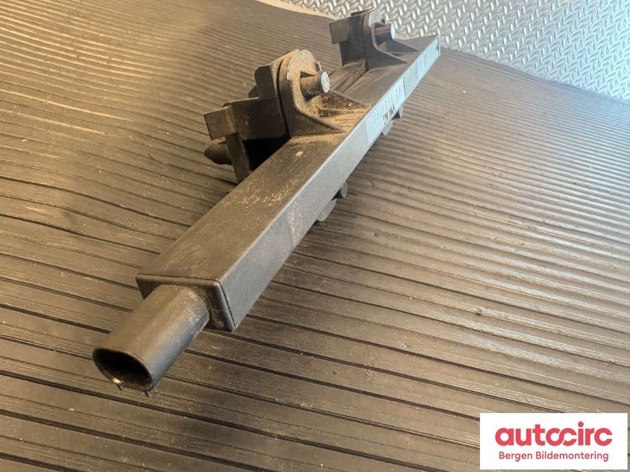 Antenne forsterker til Audi Q4 e-tron 2021-->>  (AUDI|5WA 962 131 C|)