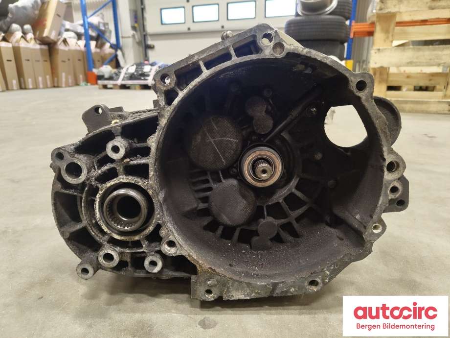Girkasse manuell 6-trinn til Audi A3 1996-2003 (Type I)  (AUDI|02M 300 011||DQB)