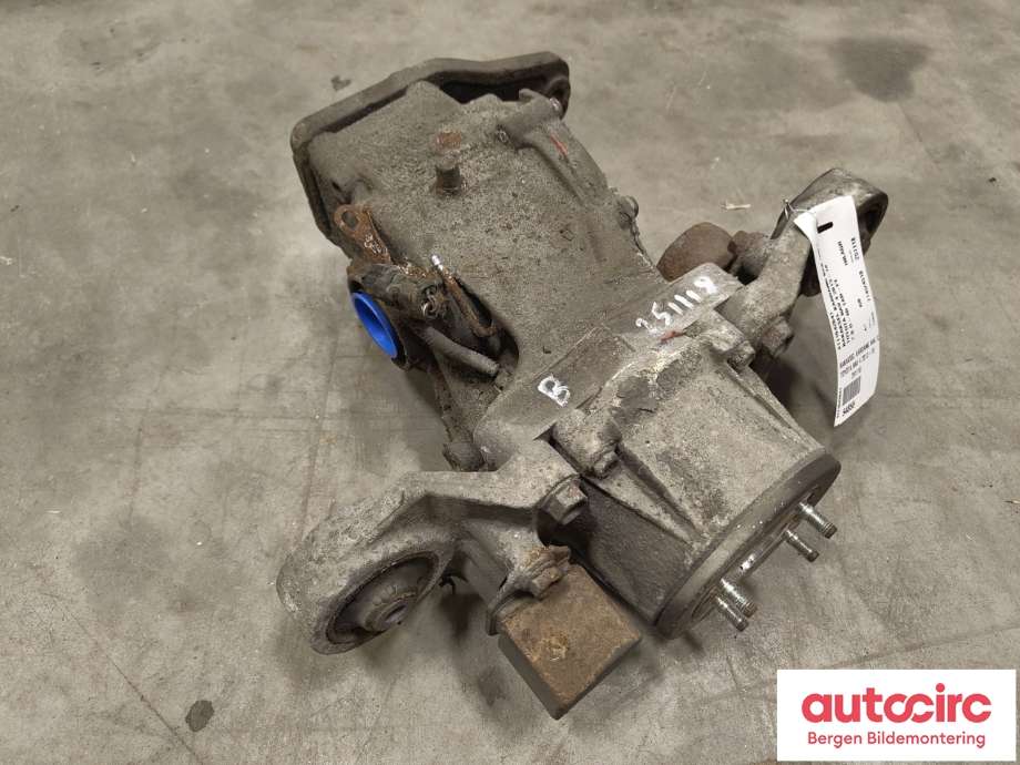 Kardang klokke bak til Toyota RAV4 2013-2015 (Type IV, Fase 1)  (TOYOTA|4111042041|)