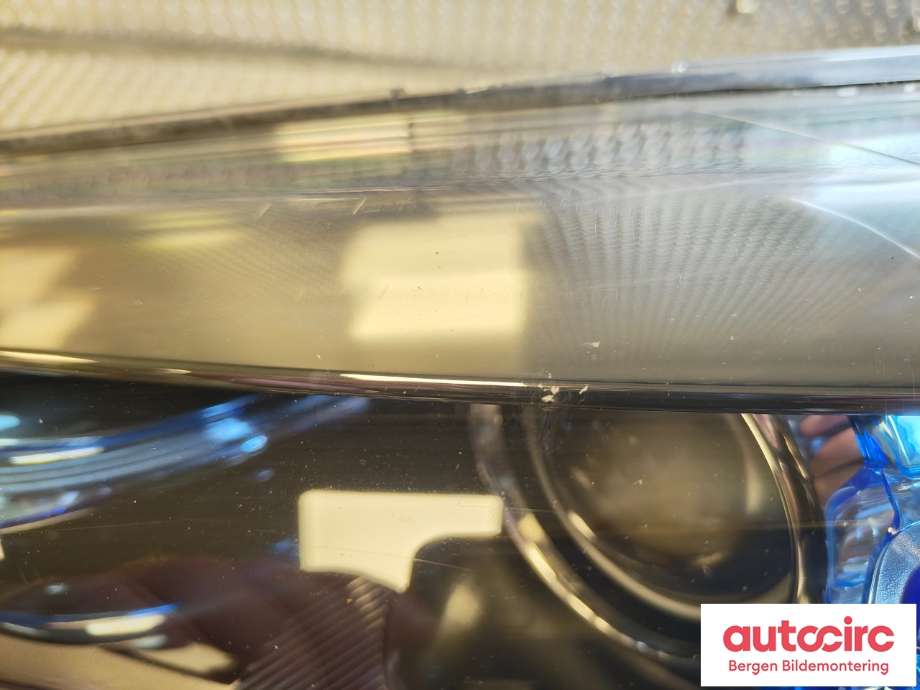Frontlykt venstre halogen til Renault Zoe 2013-2019 (Fase 1)  (RENAULT|260609522R|)