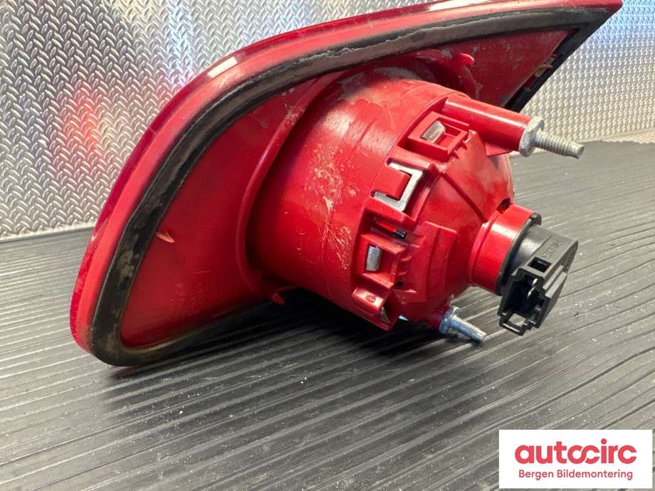 Baklykt venstre indre til VW Passat 2005-2010 (B6) (B6) (Volkswagen|3C9 945 093|)
