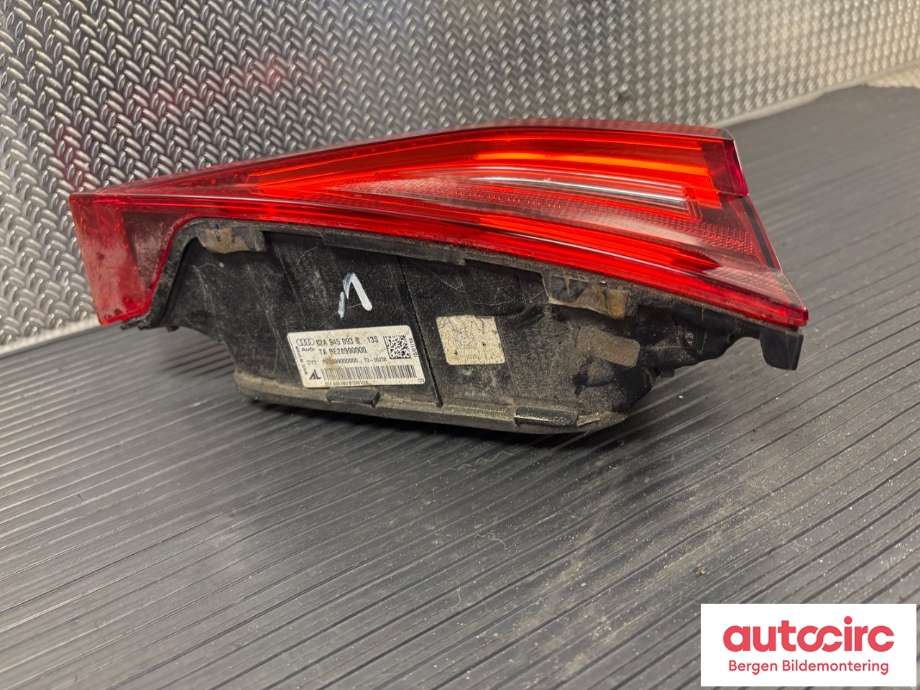 Baklykt venstre indre til Audi A1 2018-->> (Type II) (AUDI|82A 945 093 B|)