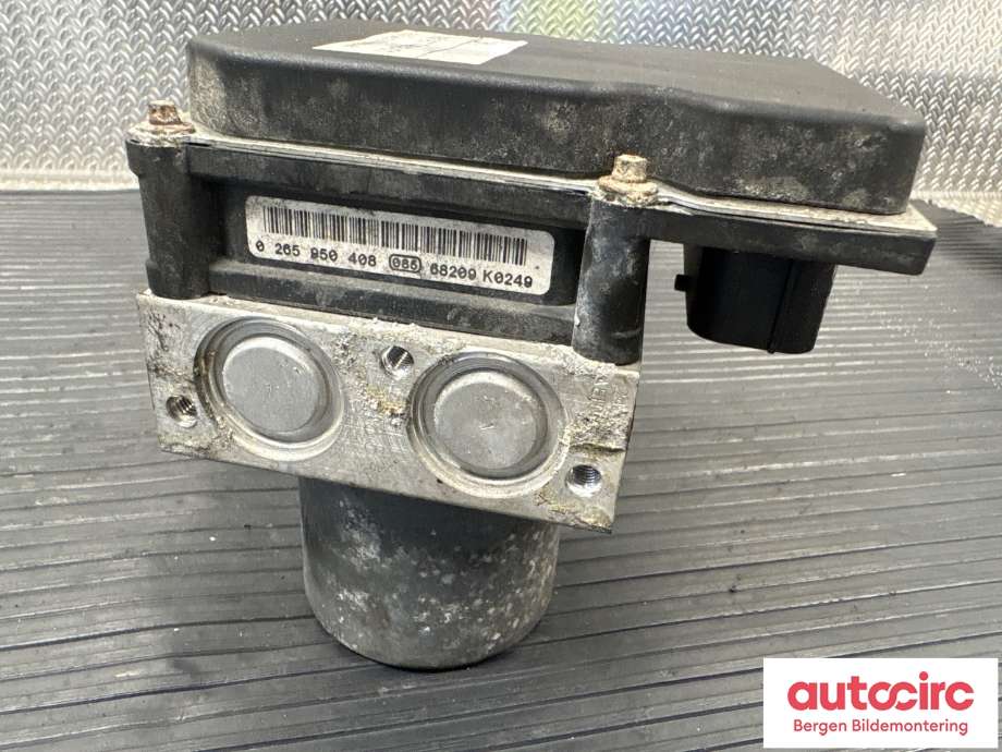 ABS sentral til BMW 5-Serie 2003-2010 (E60/E61) (E60/E61) (BMW|34 51 6 791 108|)