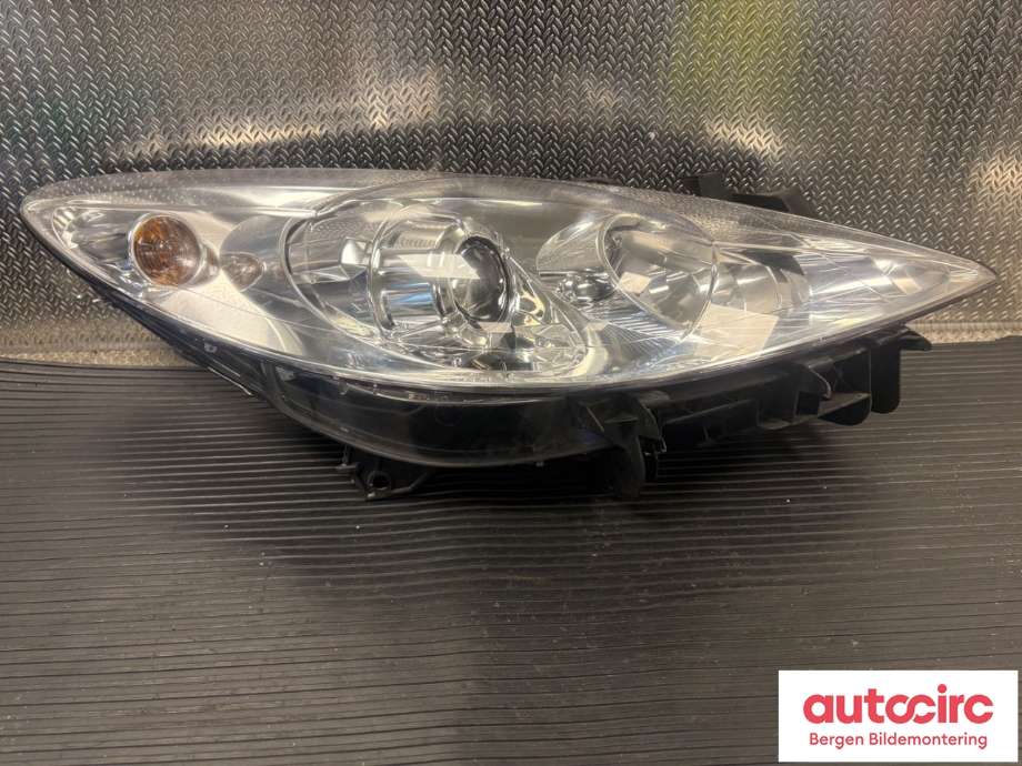 Frontlykt høyre halogen til Peugeot 307, 2005-2008 (Fase 2) (PEUGEOT|6206 86)