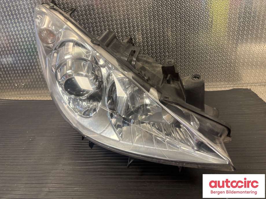 Frontlykt høyre halogen til Peugeot 307 2005-2008 (Fase 2) (PEUGEOT|6206 86|)