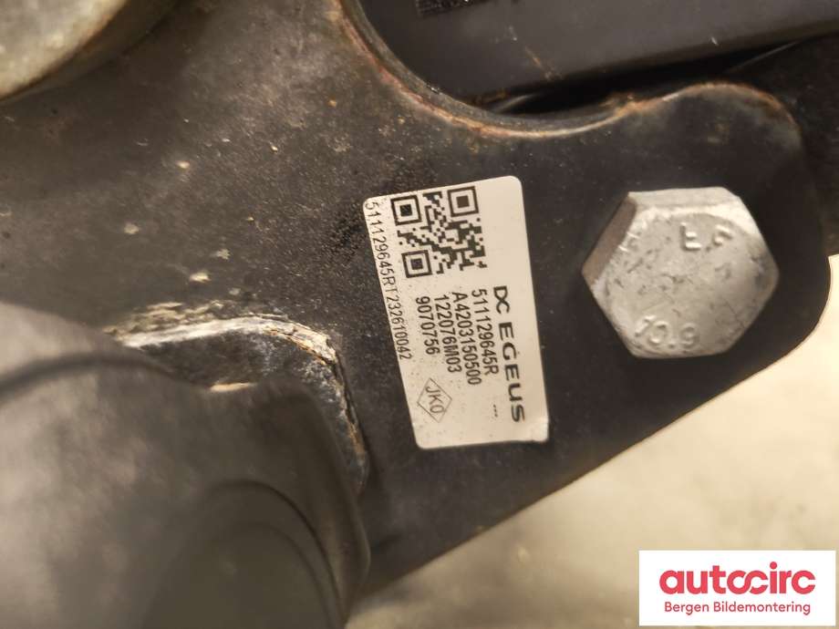 Hengerfeste til Mercedes Citan 2021-->> (W420) (W420) (MERCEDES|A 420 315 05 00|A 420 310 03 00|)