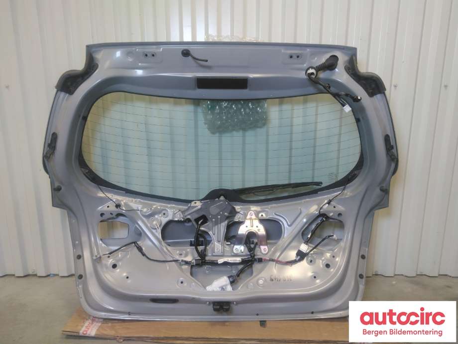 Bakluke combi til Toyota Yaris 2014-2020 (Type III, Fase 2) (TOYOTA|670050D540|)