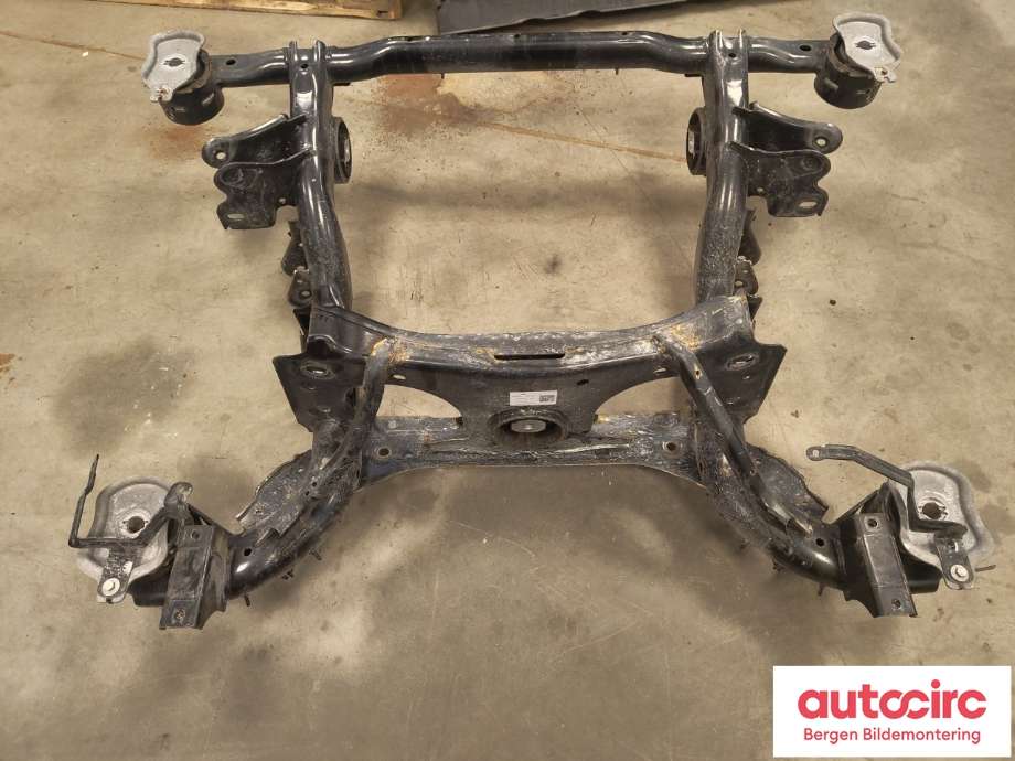 Travers bak til VW ID.4 2020-->>  (VOLKSWAGEN|1EA 505 235 BC|1EA 505 235 BN|1EA 505 235 CC)