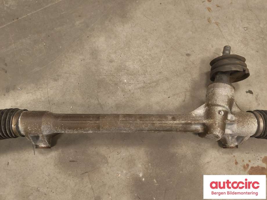 Tannstang til Toyota Yaris Cross (SUV) 2021-->>  (TOYOTA|455100D630|455100D690|)