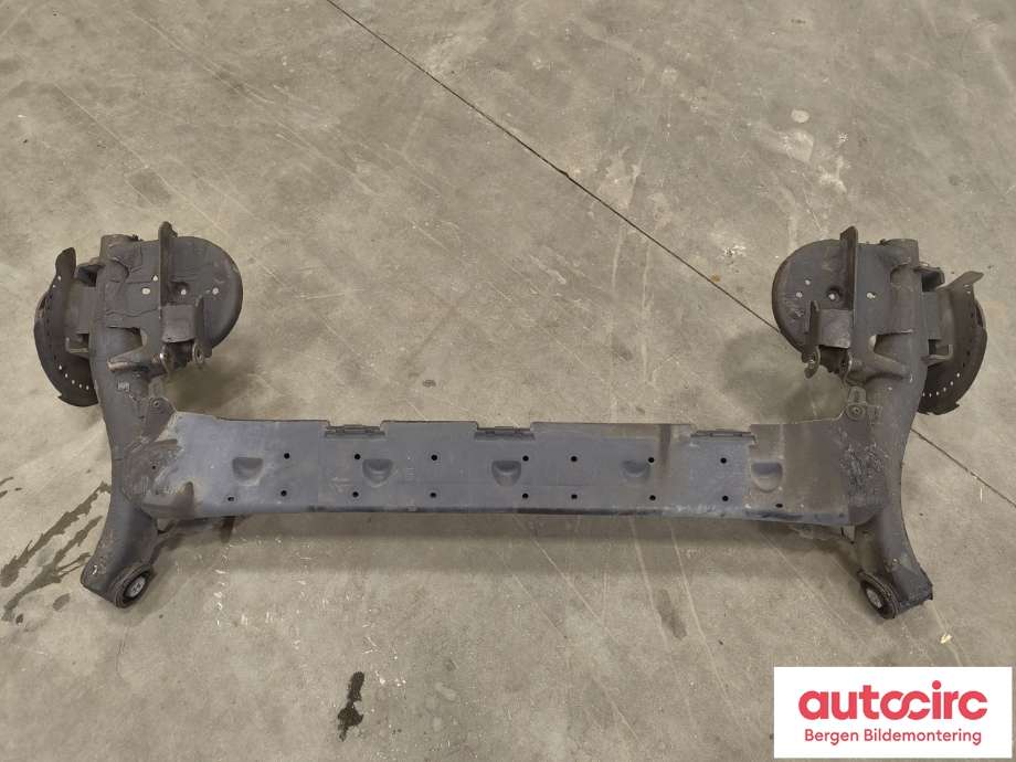 Bakaksel til Mercedes Citan 2021-->> (W420) (W420) (MERCEDES|A 420 350 13 00|A 420 352 01 00|)