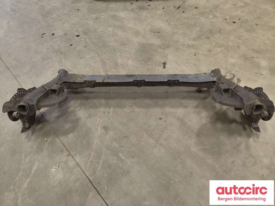 Bakaksel til Mercedes Citan 2021-->> (W420) (W420) (MERCEDES|A 420 350 13 00|A 420 352 01 00|)