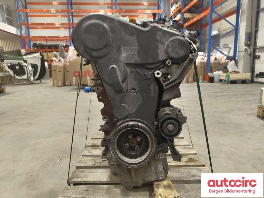 Motor diesel til Audi Q3 2011-2014 (Type I, Fase 1)  (AUDI|03L 100 090 J|)