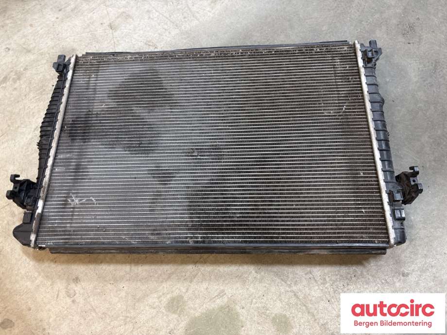 Radiator (automat gir) til Audi A1 2018-->> (Type II)  (AUDI|2Q0 121 253 K|)