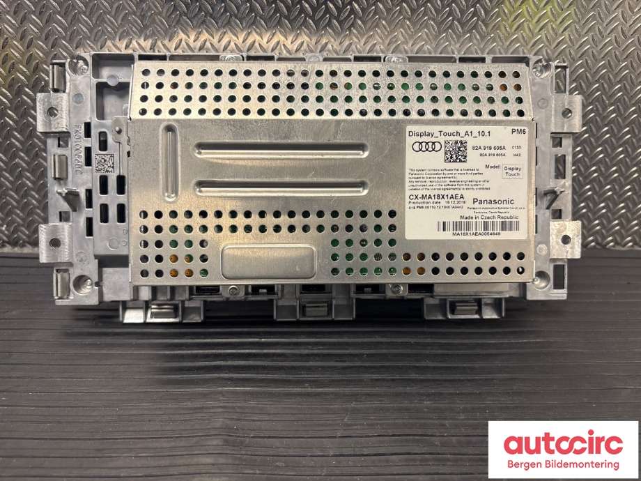 Instrument kjørecomputer til Audi A1 2018-->> (Type II)  (AUDI|82A 919 620 A|82A 919 605 B|)