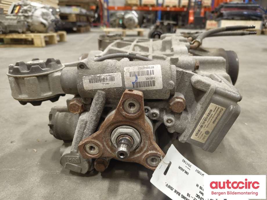 Kardang klokke bak til Audi Q3 2011-2014 (Type I, Fase 1)  (AUDI|0BS 525 010 C|0BS 525 010 H|)