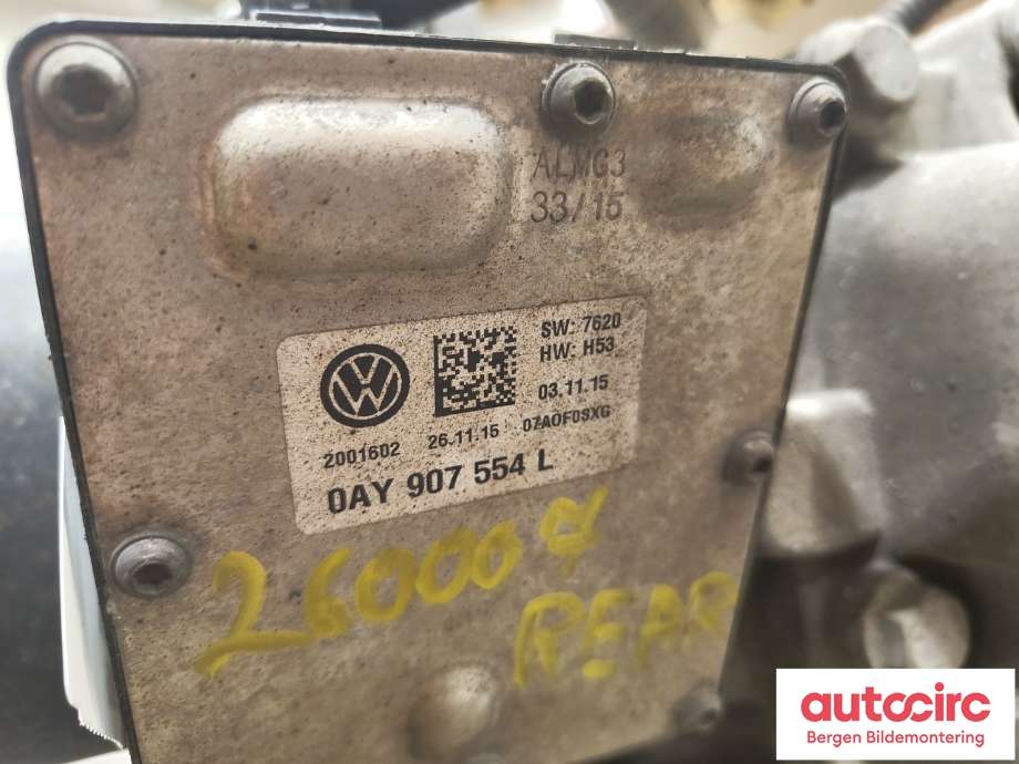 Kardang klokke bak til VW Transporter / Caravelle 2015-2019 (T6) (T6) (VOLKSWAGEN|09N 525 010 F|)