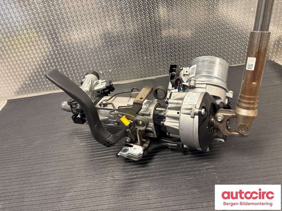 Rattaksel til Audi A1 2018-->> (Type II)  (AUDI|2Q1 423 510 EM|2Q1 423 510 AK|)