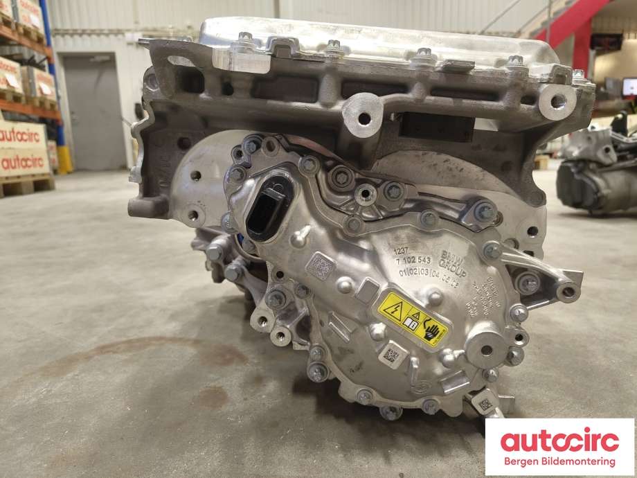 Motor elbil foran til BMW iX 2021-->> (I20) (I20) (BMW|12 33 5 B60 562|)