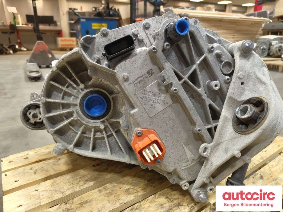 Motor elbil foran til Tesla Model Y 2021-2024 (Type I) (TESLA|1120960-DE-J|)