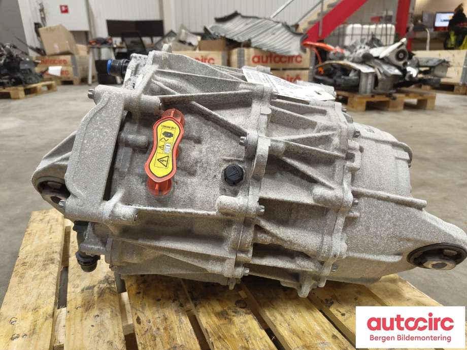 Motor elbil foran til Tesla Model Y 2021-2024 (Type I) (TESLA|1120960-DE-J|)
