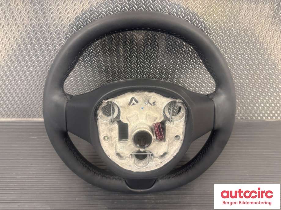 Ratt til Tesla Model Y 2021-2024 (Type I)  (TESLA|1626599-00-C|)