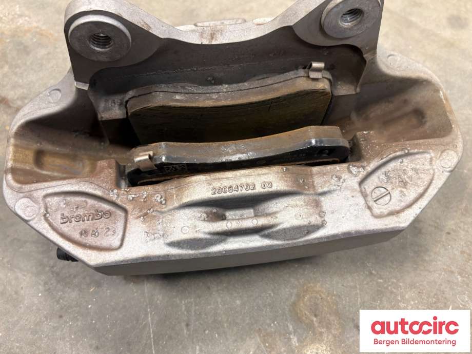 Bremsecaliper høyre foran til Tesla Model Y 2021-2024 (Type I)  (TESLA|8008282-00-A|)