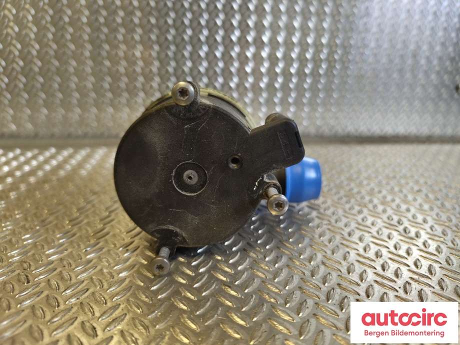 Sirkulasjonspumpe til VW Golf VI 2008-2012 (VOLKSWAGEN|5N0 965 561 A|)