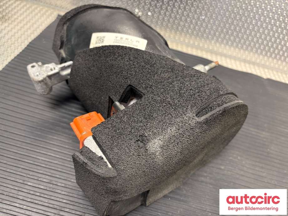 Aircondition kompressor til Tesla Model Y 2021-2024 (Type I) (TESLA|1501256-00-L|)