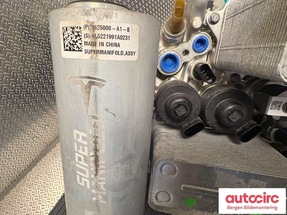 Varmeapparat diverse til Tesla Model Y 2021-2024 (Type I) (TESLA|1625000-A1-B|)