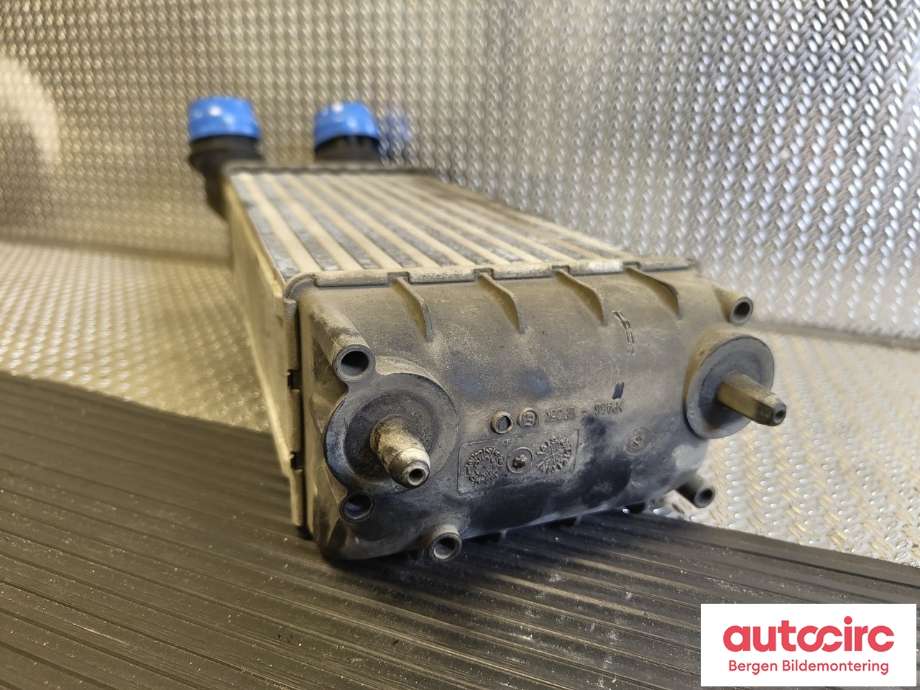 Intercooler til Peugeot Partner 2008-2015 (Type II, Fase 1)  (PEUGEOT|0384 N9|)
