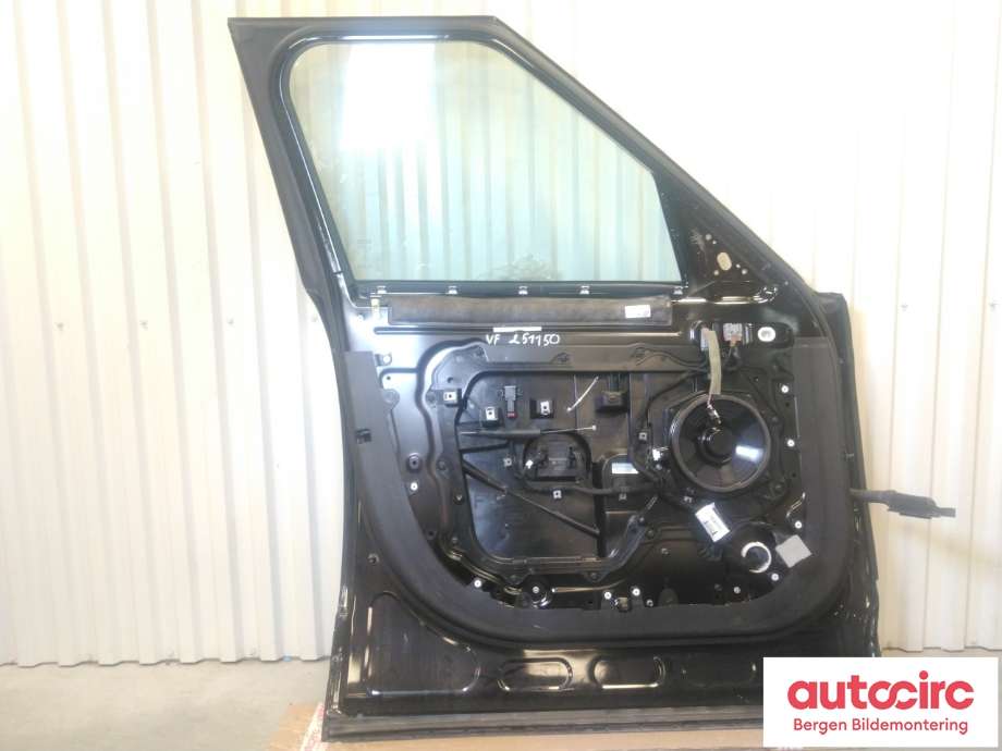 Dør venstre foran til Land Rover Range Rover 2013-->> (Type IV) (LAND-ROVER|LR036400|CK5220125AA|)
