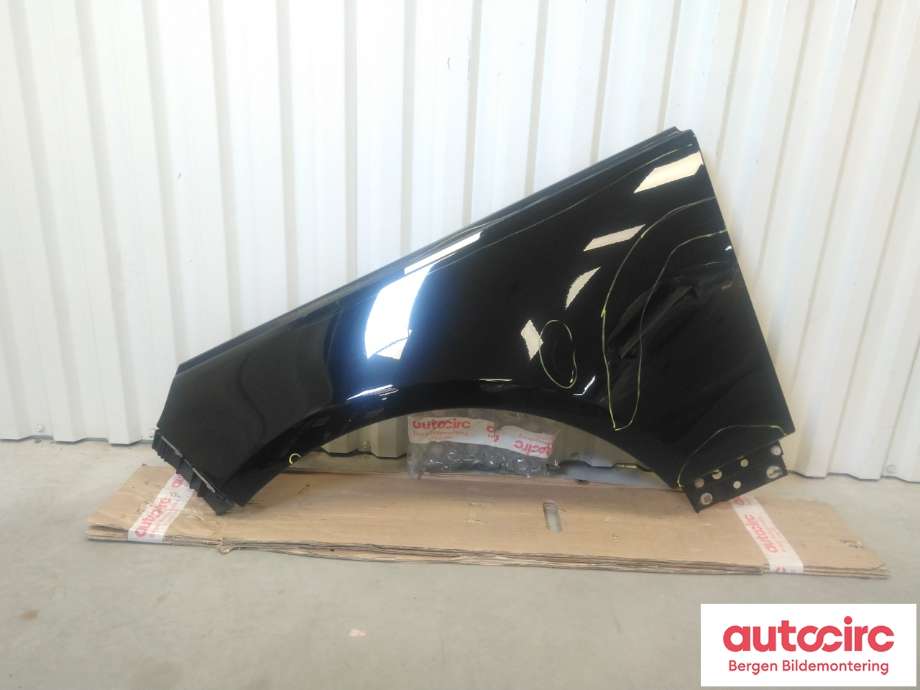 Skjerm venstre foran til Land Rover Range Rover 2013-->> (Type IV) (LAND-ROVER|LR061809|FK5216006AA|)