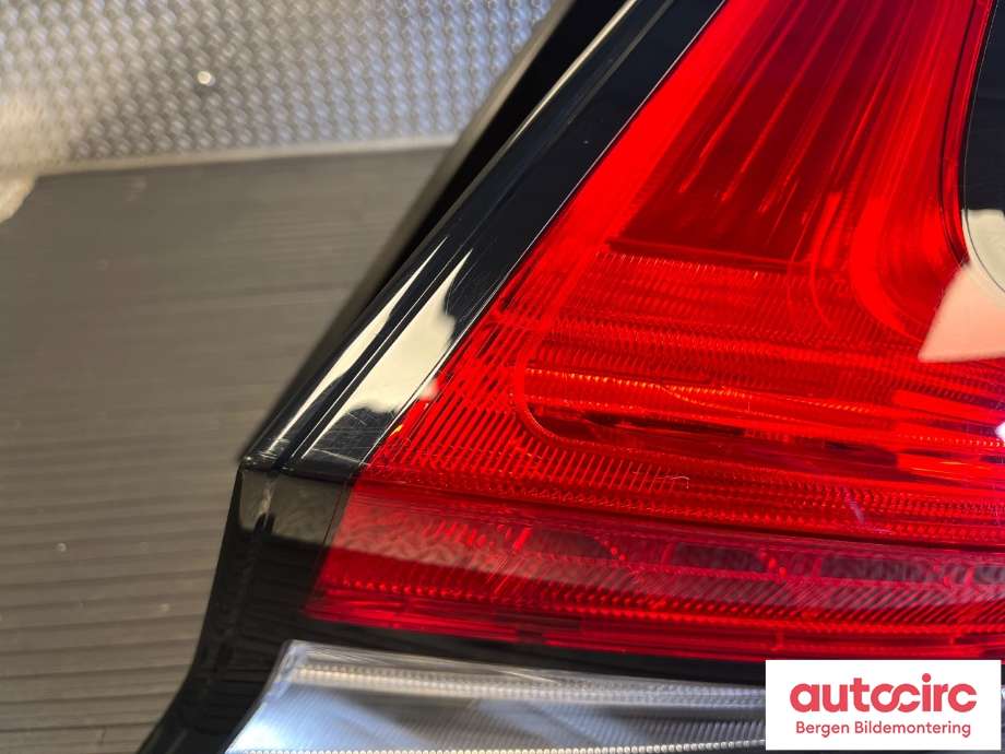 Baklykt høyre til Nissan Leaf 2018-->> (Type II) (NISSAN|265505SH0A|)