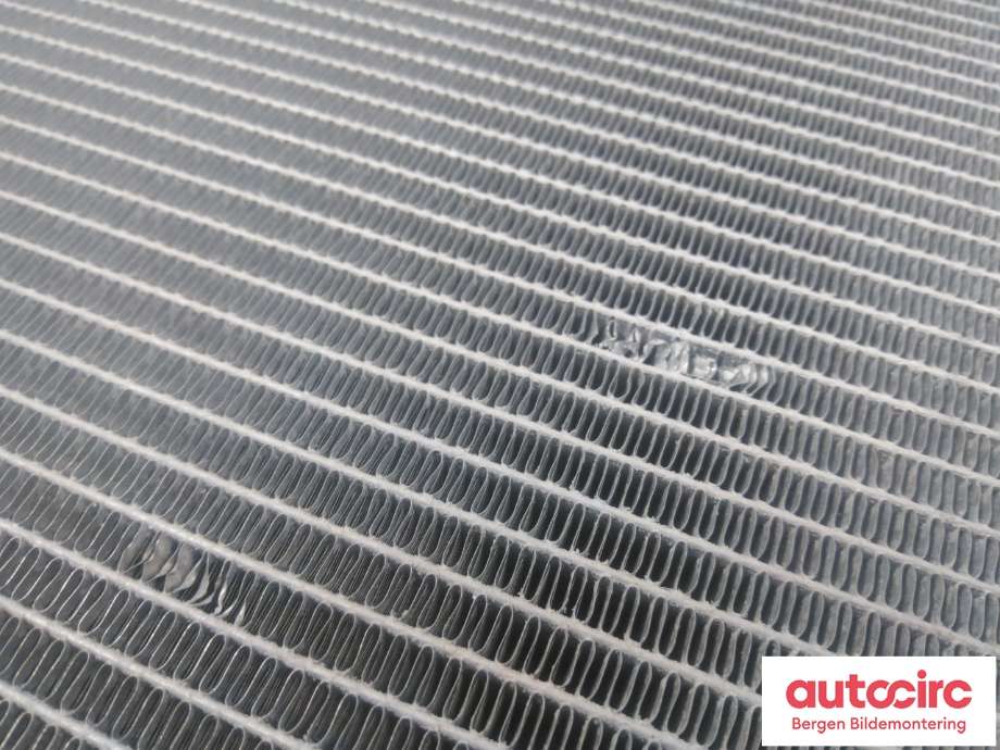 Aircondition radiator til Toyota Avensis 2009-2015 (Type III, Fase 1) (TOYOTA|8845012280|88460AZ002|)