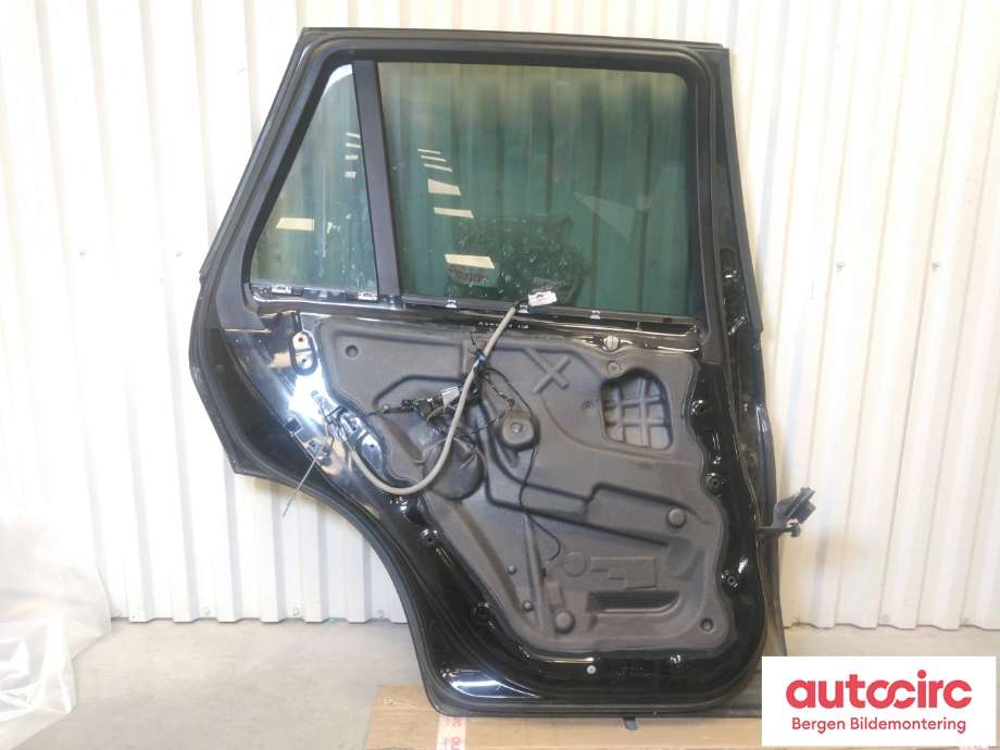 Dør venstre bak til BMW X5 2007-2013 (E70) (E70) (BMW|41 52 7 261 481|)