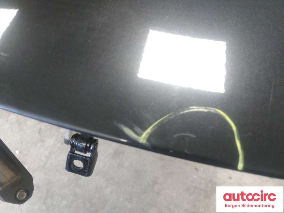Dør høyre foran til BMW X5 2007-2013 (E70) (E70) (BMW|41 51 7 211 424|)