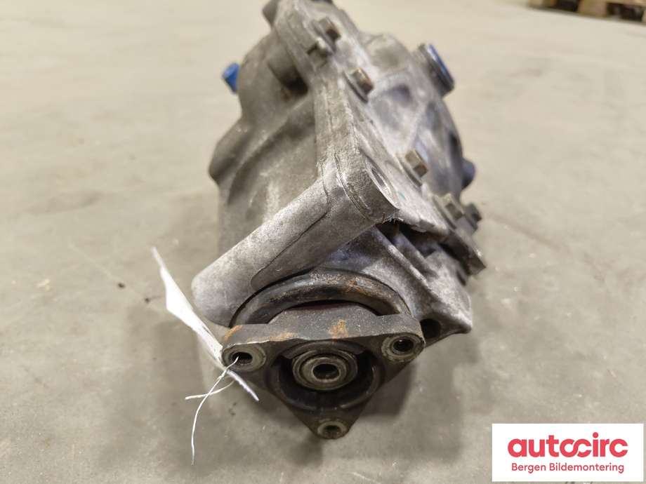 Kardang til BMW X5 2007-2013 (E70) (E70) (BMW|31 50 7 612 956|)