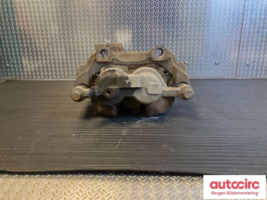 Bremsecaliper venstre foran til Mercedes GLK 2008-2015 (X204) (X204) (MERCEDES|A 204 421 41 81|)