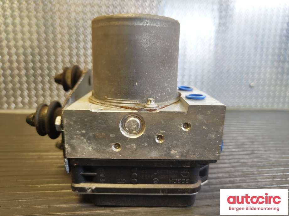 ABS sentral til Audi Q5 2008-2012 (Type I, Fase 1)  (AUDI|8R0 614 517 S|8R0 614 517 T|)