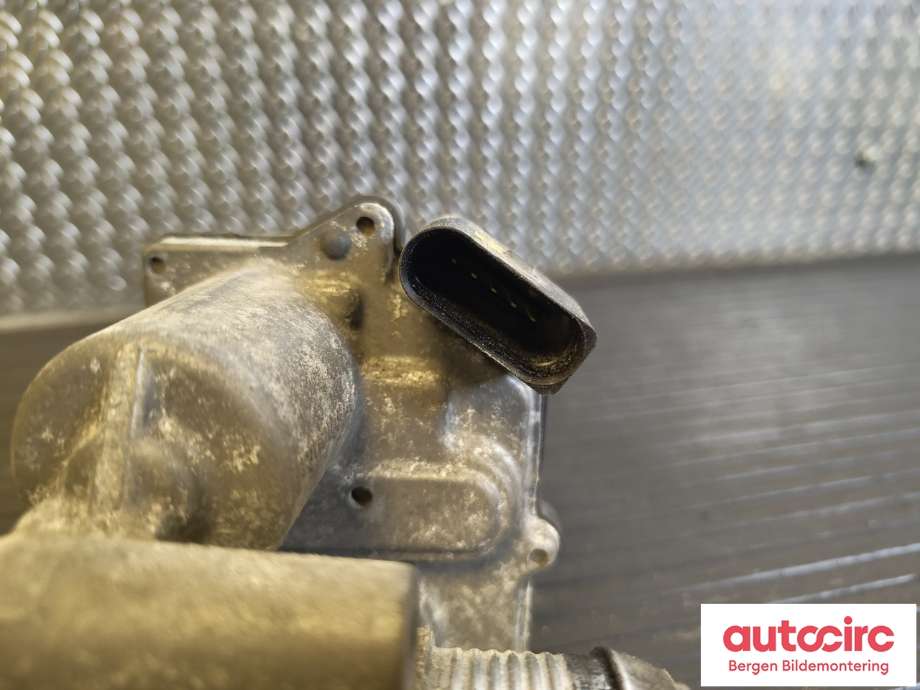 Spjeldhus til Audi Q5 2008-2012 (Type I, Fase 1)  (AUDI|03L 128 063 R|03L 128 063 T|)