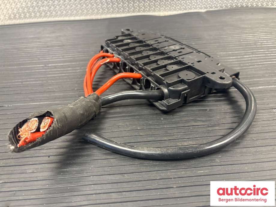Sikringsboks til Land Rover Range Rover 2013-->> (Type IV)  (LAND-ROVER|DK6214A073AA|LR069016|HPLA14A073KA)