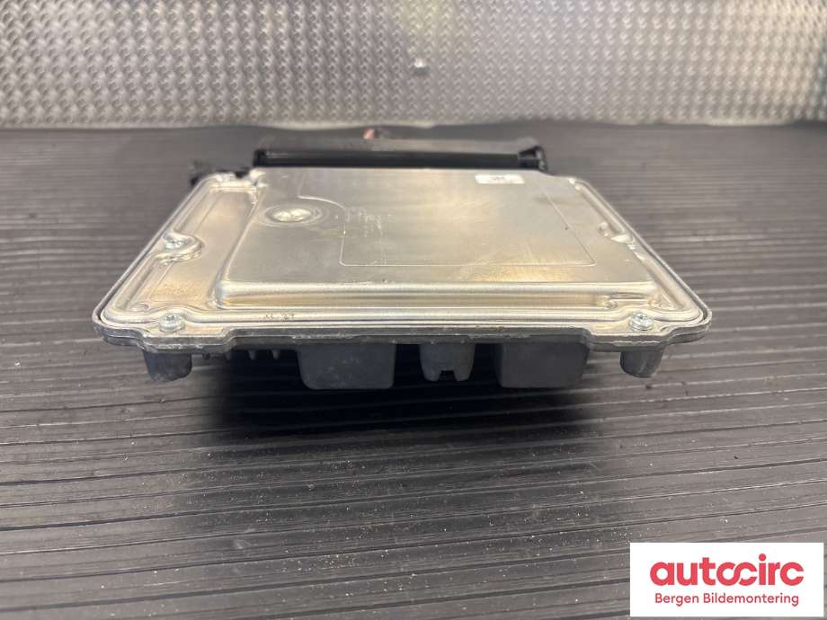 Styreenhet motor til Audi A5 2007-2016 (Type I) (AUDI|N 912 176 01|8T0 907 115 A|)