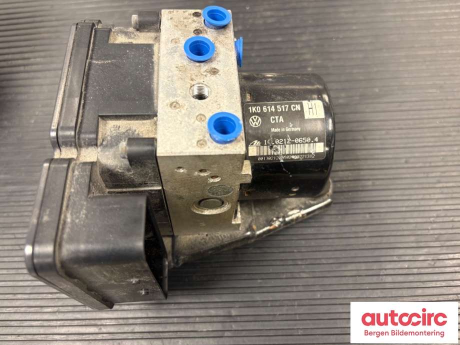 ABS sentral til Škoda Octavia 2009-2013 (Type II, Fase 2)  (SKODA|1K0 614 517 CN|)
