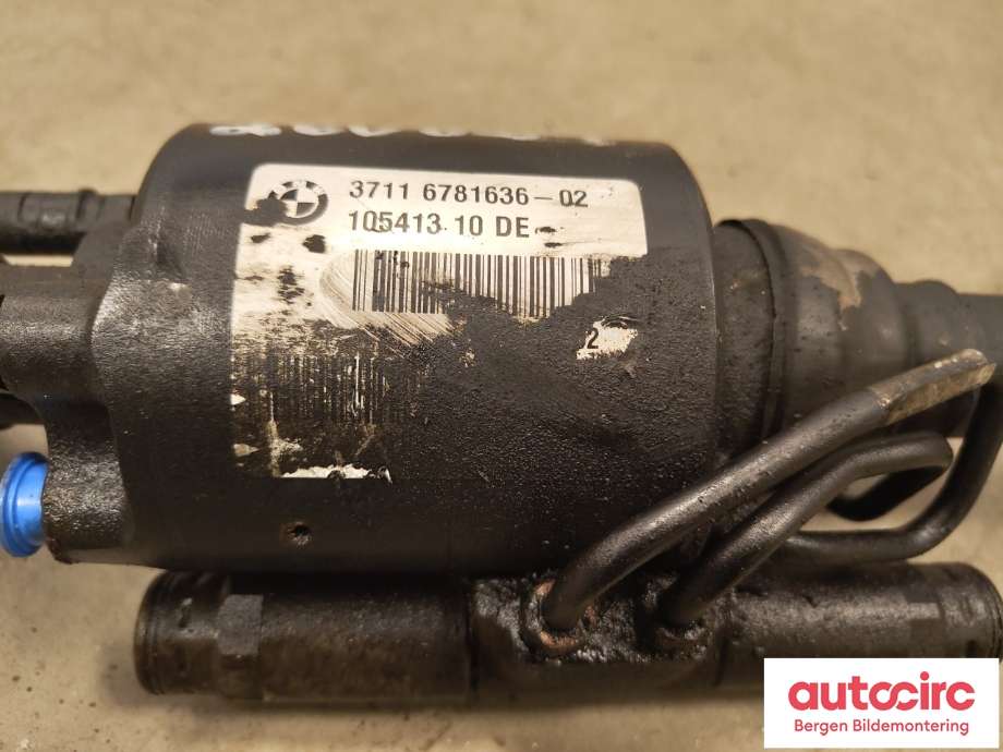 Stabilisatorstag foran til BMW X5 2007-2013 (E70) (E70) (BMW|37 11 6 856 418|)
