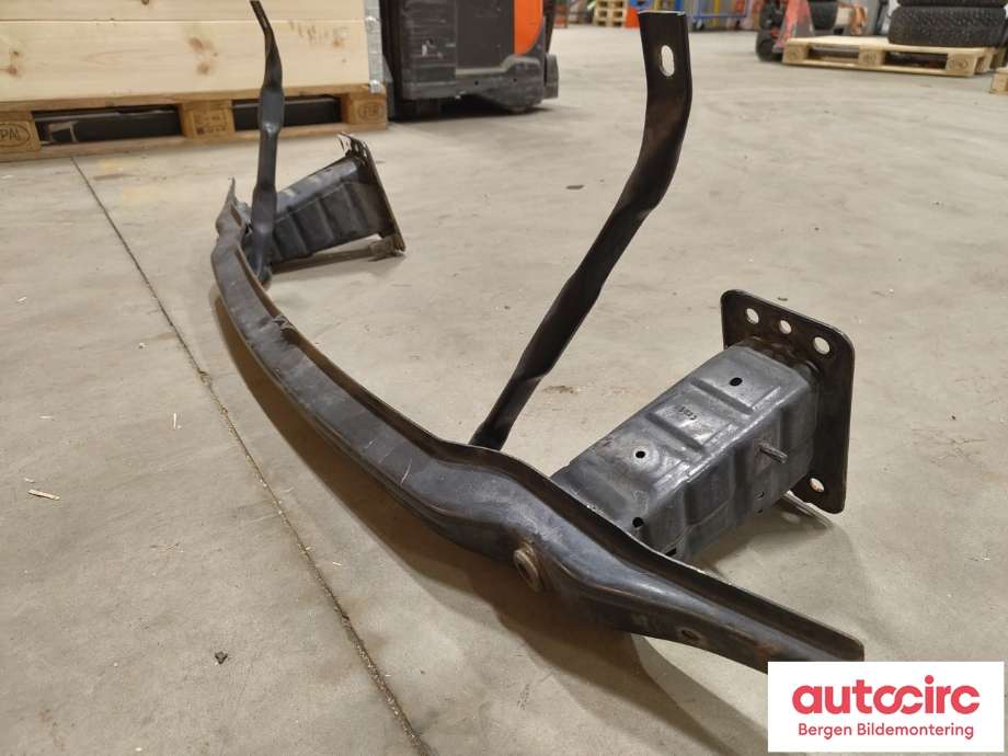 Støtfangerforsterkning foran til BMW X5 2007-2013 (E70) (E70) (BMW|51 11 7 165 458|)